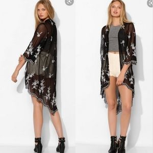 Pins And Needles UO Nightbloom Embroidered Kimono